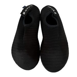 MET520 women's water sport non slipe Swim EUC